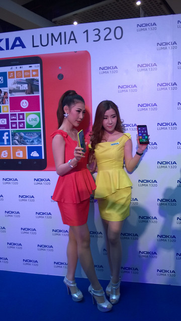 alt="Lumia 1320"