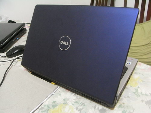 alt="Dell Studio 1555"