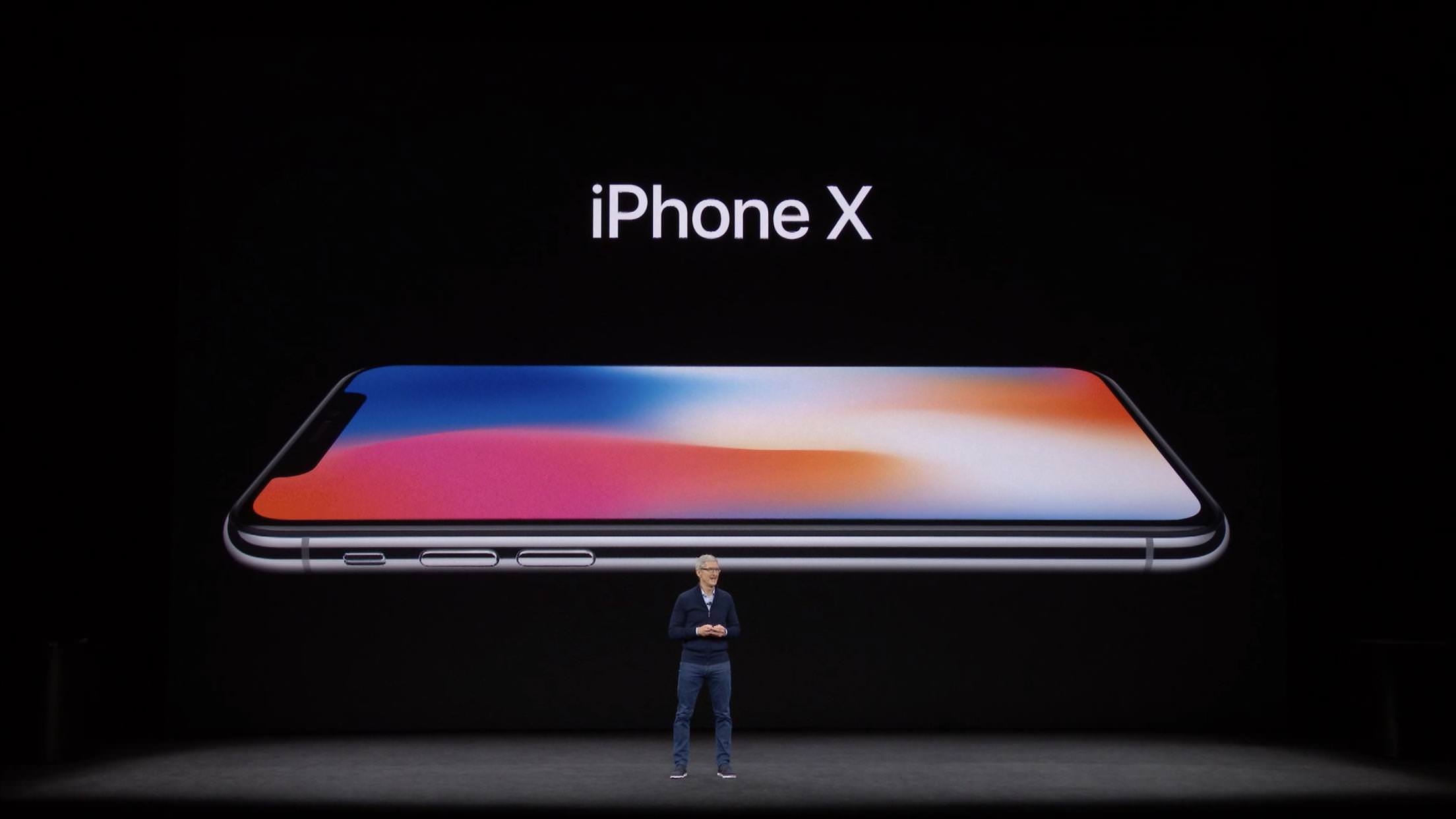 alt="iPhone X"