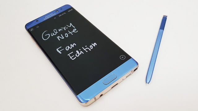 alt="Galaxy Note FE"