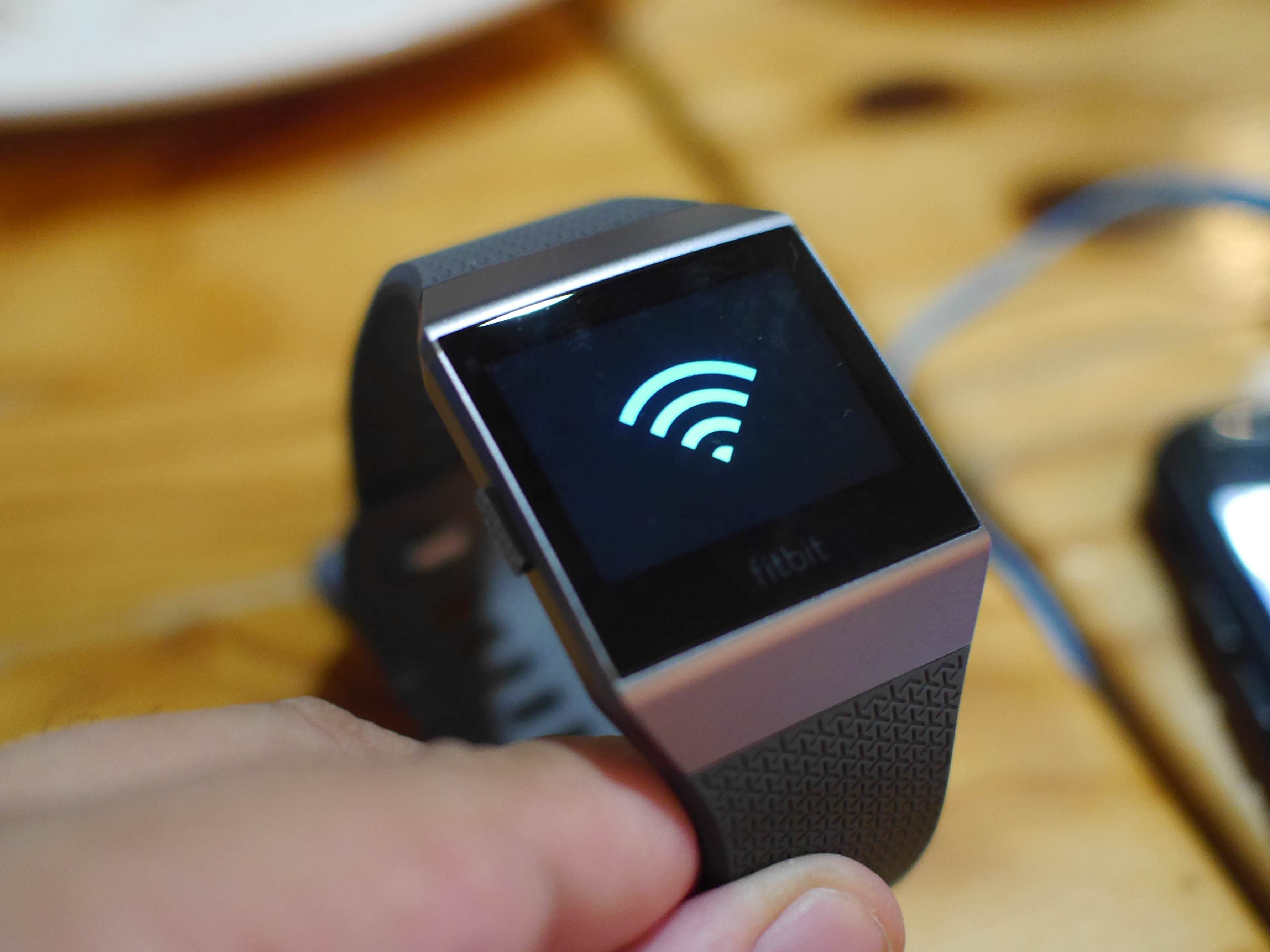 alt="Fitbit Ionic"