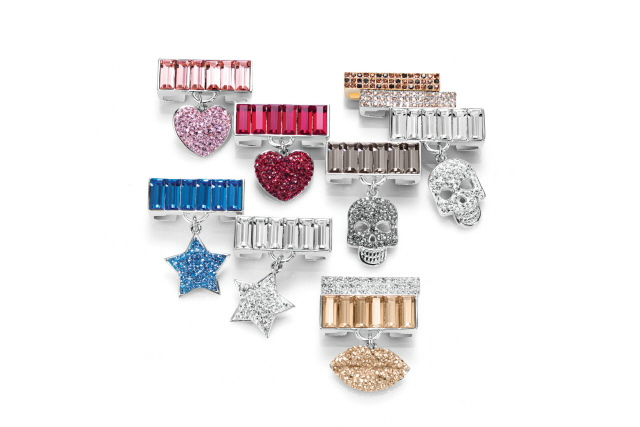 alt="Gear%20Fit_Swarovski%20Charm_19[1]"