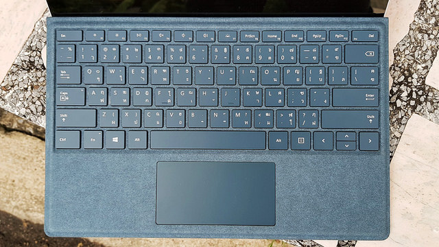 alt="Surface Pro 2017"