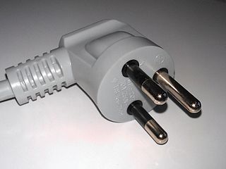 alt="Thai 3 pin plug TIS 166-2549"