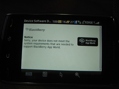 alt="BlackBerry Storm"