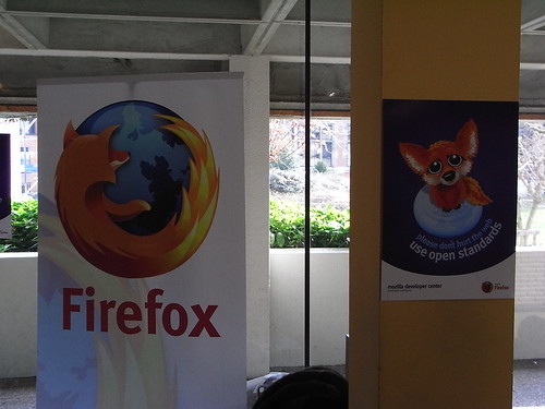 alt="Mozilla Poster"