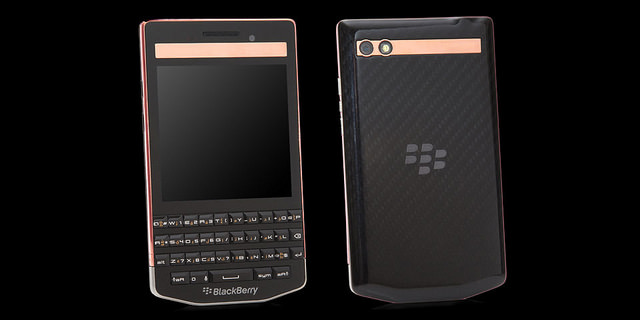 alt="blackberry_p9983_rose_gold_1"