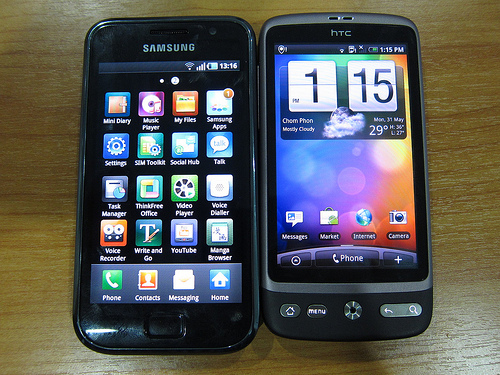 alt="HTC Desire"