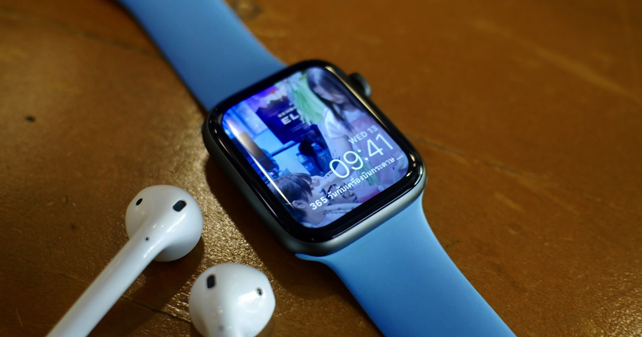 alt="Apple Watch"