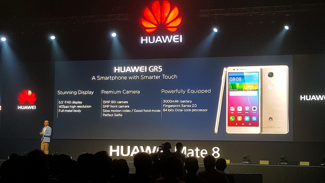 alt="Huawei Mate 8"