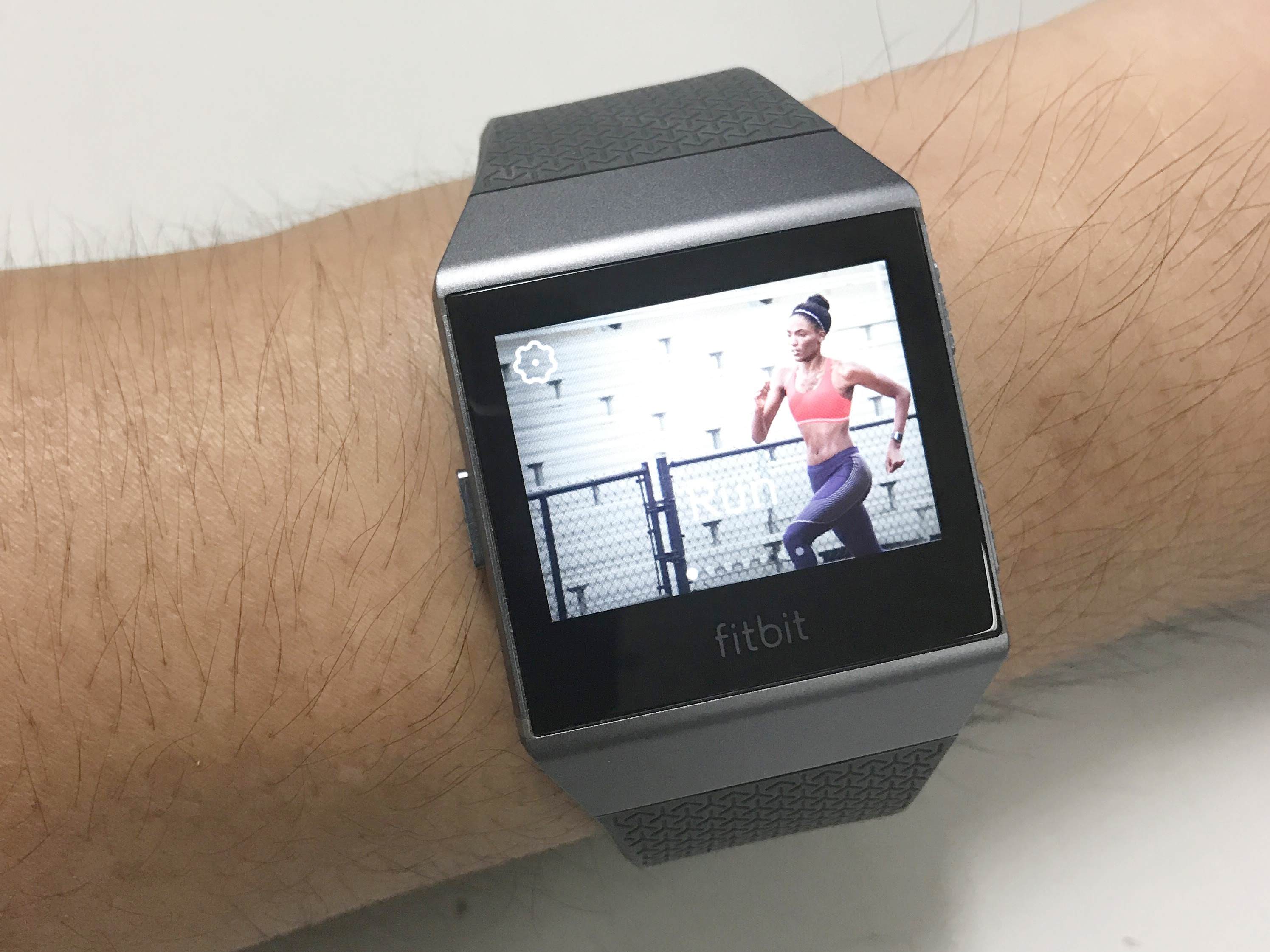 alt="Running Feature"