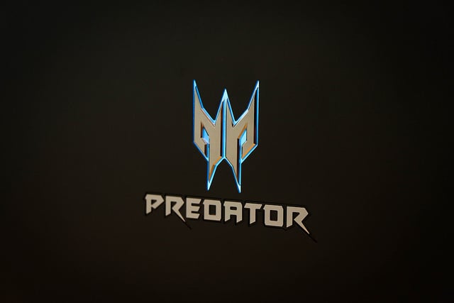 alt="Acer Predator 21x"