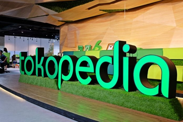 alt="Tokopedia"