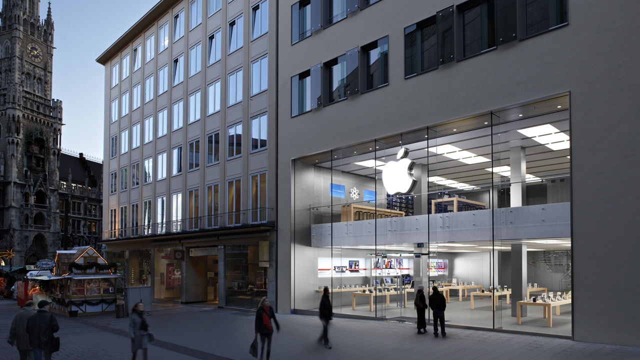 alt="Apple Store Munich"