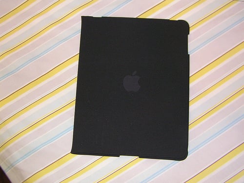 alt="iPad ในเคส 1"