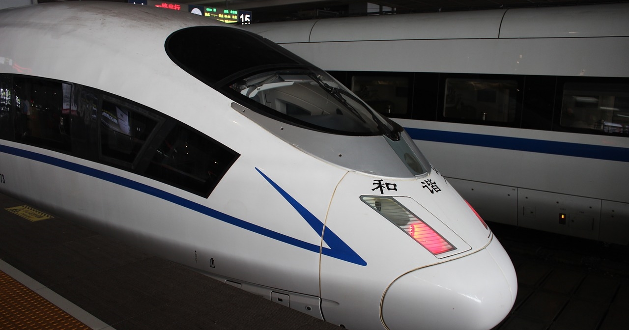 alt="Chinese Train"