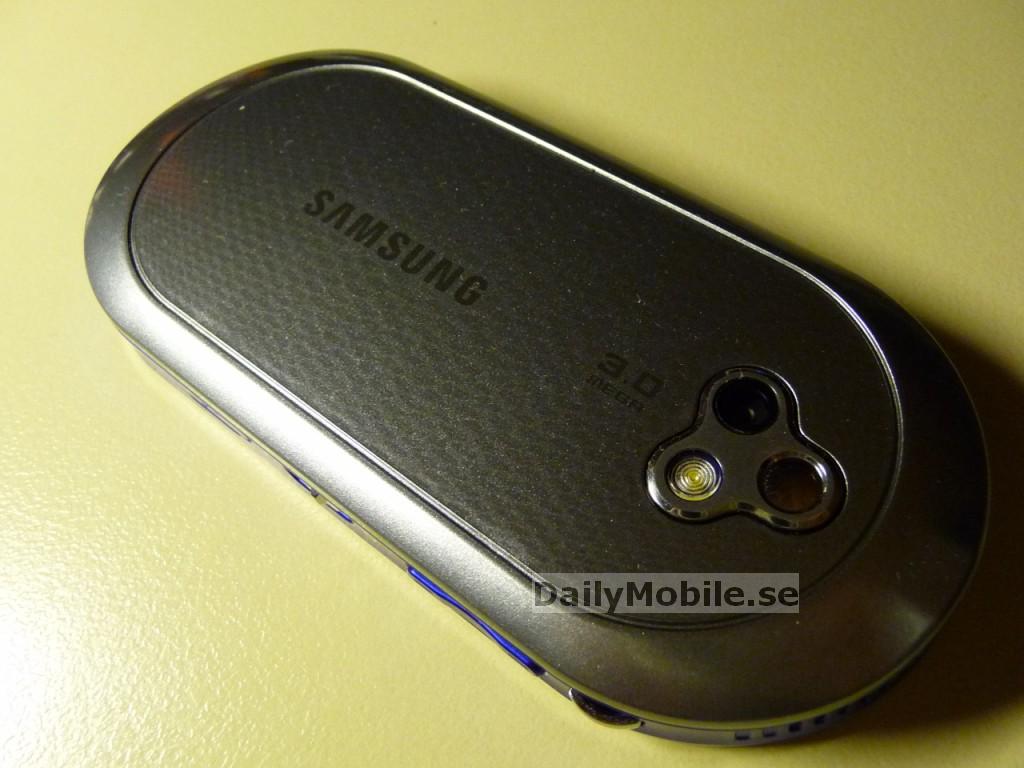 alt="Samsung M7600"