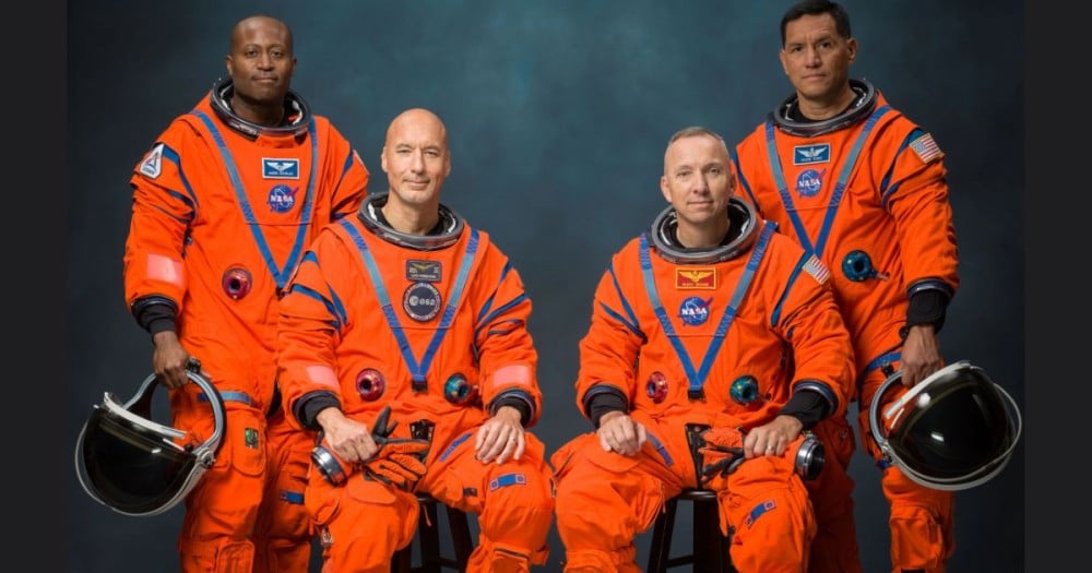 NASA เปิดตัวคณะนักบินอวกาศภารกิจ Artemis III ทดสอบการเชื่อมต